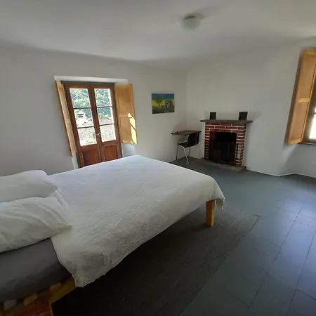 In Guest - Cavergno - Casa Coerente